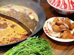 -萍姐火锅·公路夜市(武汉首店)