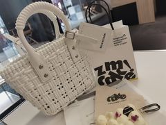 -BALENCIAGA(德基广场店)