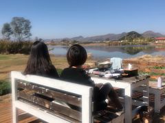 -夏屿湖畔.落日湖景餐厅(普者黑景区店)