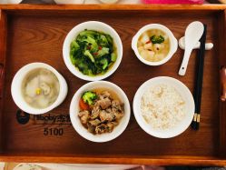 -杰爱月子护理中心