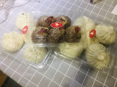 -白玉兰食品甜凤店(合生汇店)