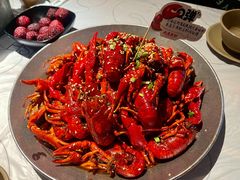 -巴厘龙虾·榜首油焖大虾(音乐学院·沿江酒馆店)