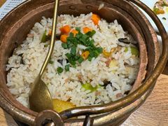 -一坐一忘云南菜(嘉里中心店)