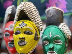 -奥利弗·雷金纳德·坦博国际机场