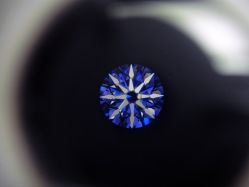 -威德钻石-克拉钻大本营(南京东路店)