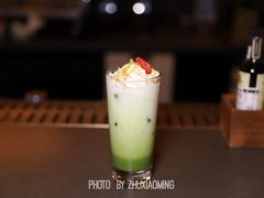 -星巴克臻选(上海合生汇1F店)