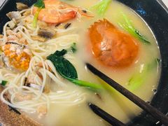膏蟹汤面-十面欢腾·海鲜面·台式Bistro(长乐路店)