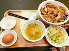 -熊吞·大碗丼烧肉饭(济宁万达广场店)