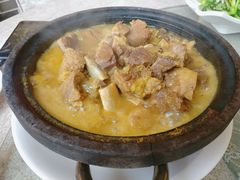 石锅牛排-忠顺斋易州印象烤鸭店(东关新村店)
