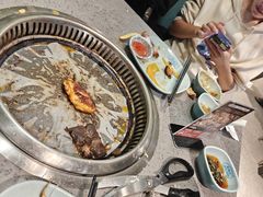 -金滏山烤肉·海鲜·火锅自助餐厅(襄阳万达店)