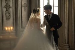 -雪中彩影婚纱摄影·微光艺术中心