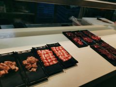 -牛里牛气· 榴莲海鲜鲜牛肉自助火锅·烤肉(横岗店)