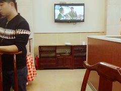 -鲁班小馆(政四街店)