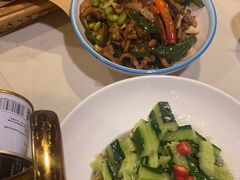 -丁里羊肉小镇(天鹅湖总店)
