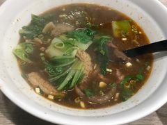 -玖伍牛肉面(敦南店)