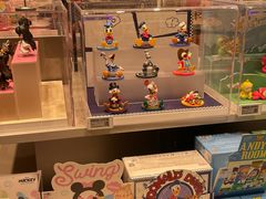 -泡泡玛特POPMART (北京超极合生汇店)