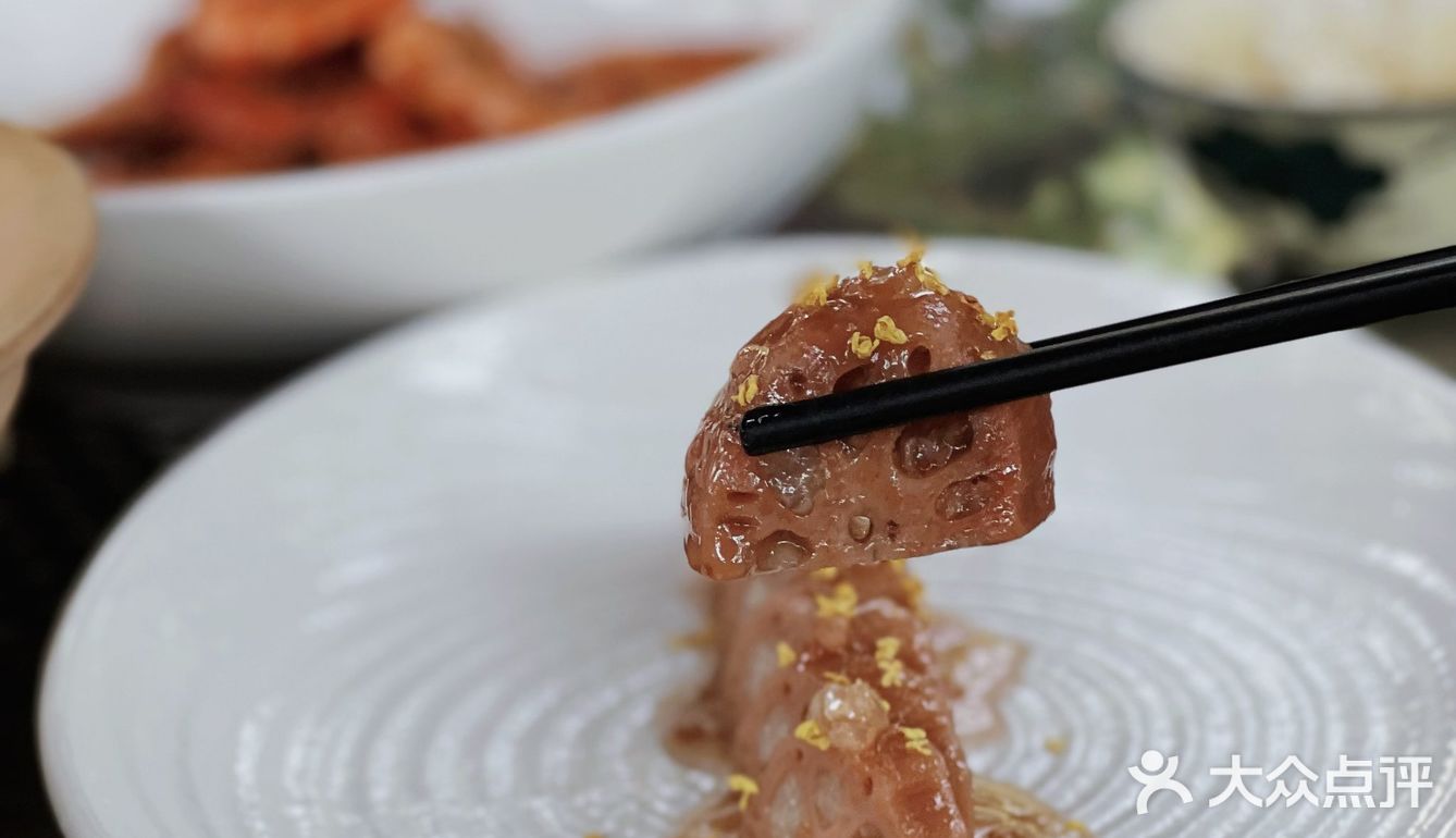 周末游玩好去处，竹林深处的竹园里