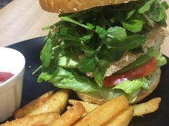 -HELLO 27 意面·沙拉·帕尼尼