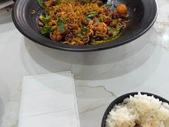 -愉肴麻辣香锅(中北镇店)