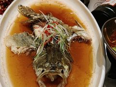 -梅花香里大酒店(郁金香路店)