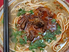 -金杨拉面王小吃面馆·牛三宝面·红烧牛肉粉