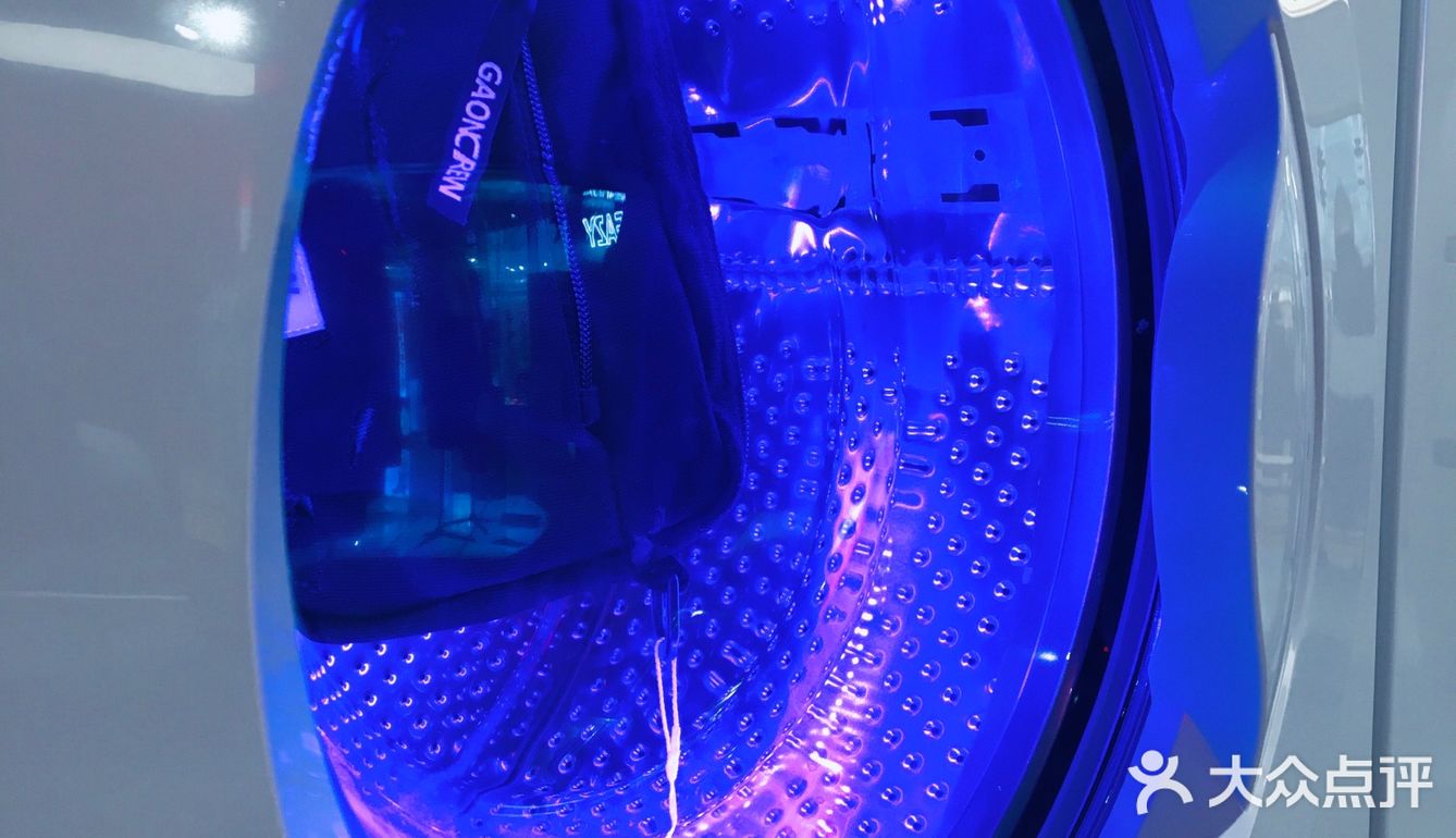 魔都探店｜国潮店里洗衣服？