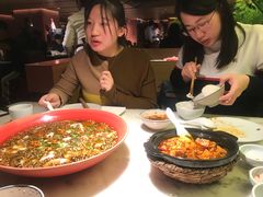 -初蓉丨遇见新川菜(亲贤街荣耀店)