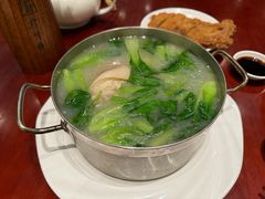 小白蹄砂锅-老半斋(福州路店)