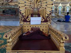 -ခြောက်ထပ်ကြီးရွှေသာလျောင်းဘုရားကြီး