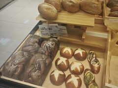 -华冠折扣超市(长阳店)