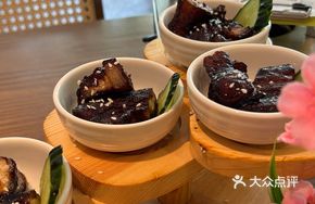 Golden Award Black Barbecue Pork