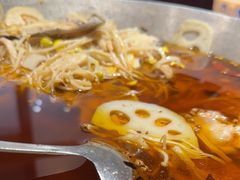 -鑫巴蜀小镇 · 水煮鱼专研店(玉桥店)