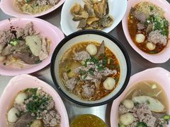 -榮泰米粉湯(Left Shop)