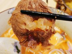 苗家红酸汤牛肉粉-俏凤凰(美林M·LIVE天地东座店)