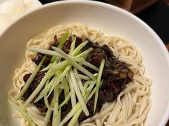 -军硕烤肉·部队火锅(二七万达店)