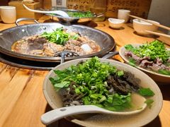 -大众跷脚牛肉馆·非遗传承单位(峨眉山店)