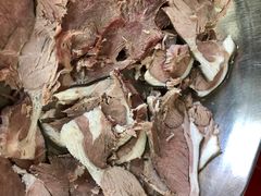 -老石黑山羊毛驴肉火锅(金凯广场店)