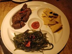 辣卤拼盘-守柴炉烤鸭(科华中路王府井店)