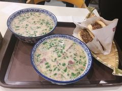 羊杂汤-穆得·老周家牛肉烧饼(普利街店)