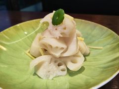 -湖畔鲁菜·二十年老字号餐厅(大明湖店)