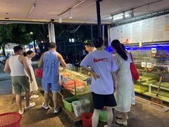 -庆余生平价生猛海鲜(海棠湾林旺夜市店)