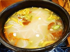 鲜花过桥米线-桥香园过桥米线(古城北门店)