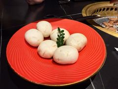 -山川小町·极番烧肉(新地假日广场店)