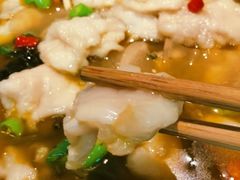 -有红鸡毛店·川菜(建设路店)