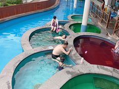 -嘉佑温泉水世界