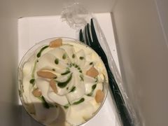-星巴克臻选(莘庄仲盛店)