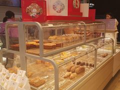 -好利来(高新枫叶广场店)