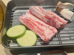 -蚂蚁洞·烤肉大营地(上海静安大悦城店)