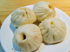 老面土猪肉包-凤起龙游老面包子(凯德晶品店)