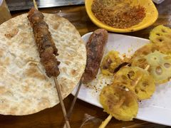 -哈尔滨小酒馆·鲜肉现穿自助烧烤(康新花园店)